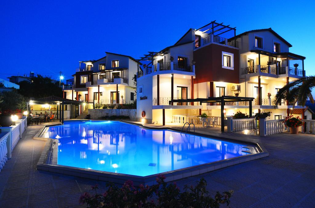 Antilia Apartments Tavronitis Dış mekan fotoğraf
